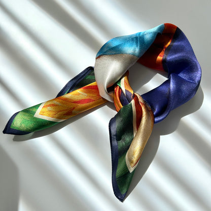 Ryški šilkinė skarelė - MAMA MADE