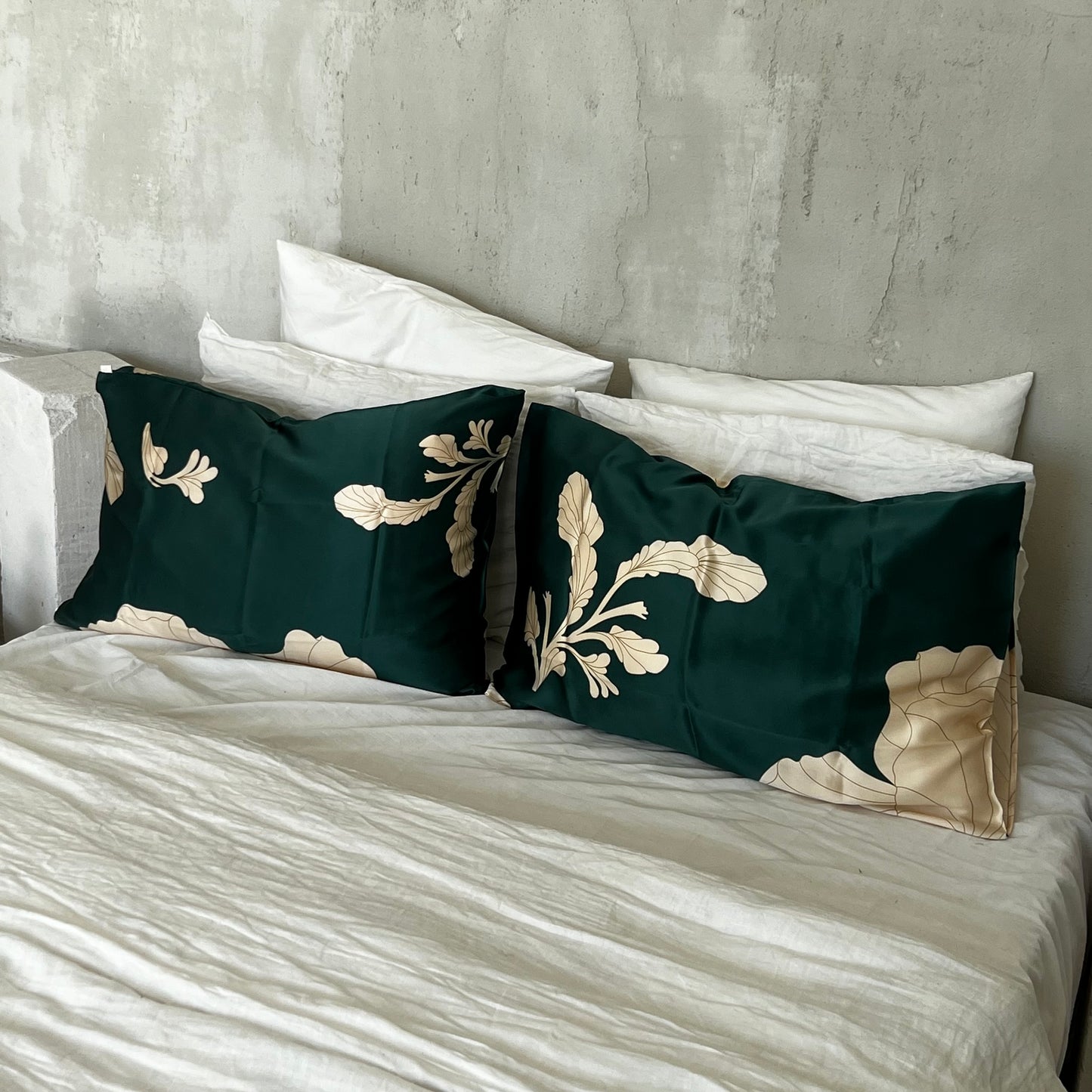 Šilkinis užvalkalas – LIMITUOTAS išskirtinis printas - MAMA MADE