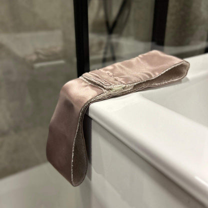 Kapučino dvipusė šilkinė plaukų juosta - MAMA MADE